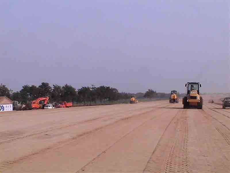 高速公路路基施工